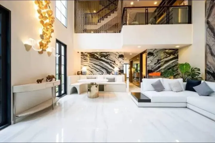 Property photos for Quarter 31