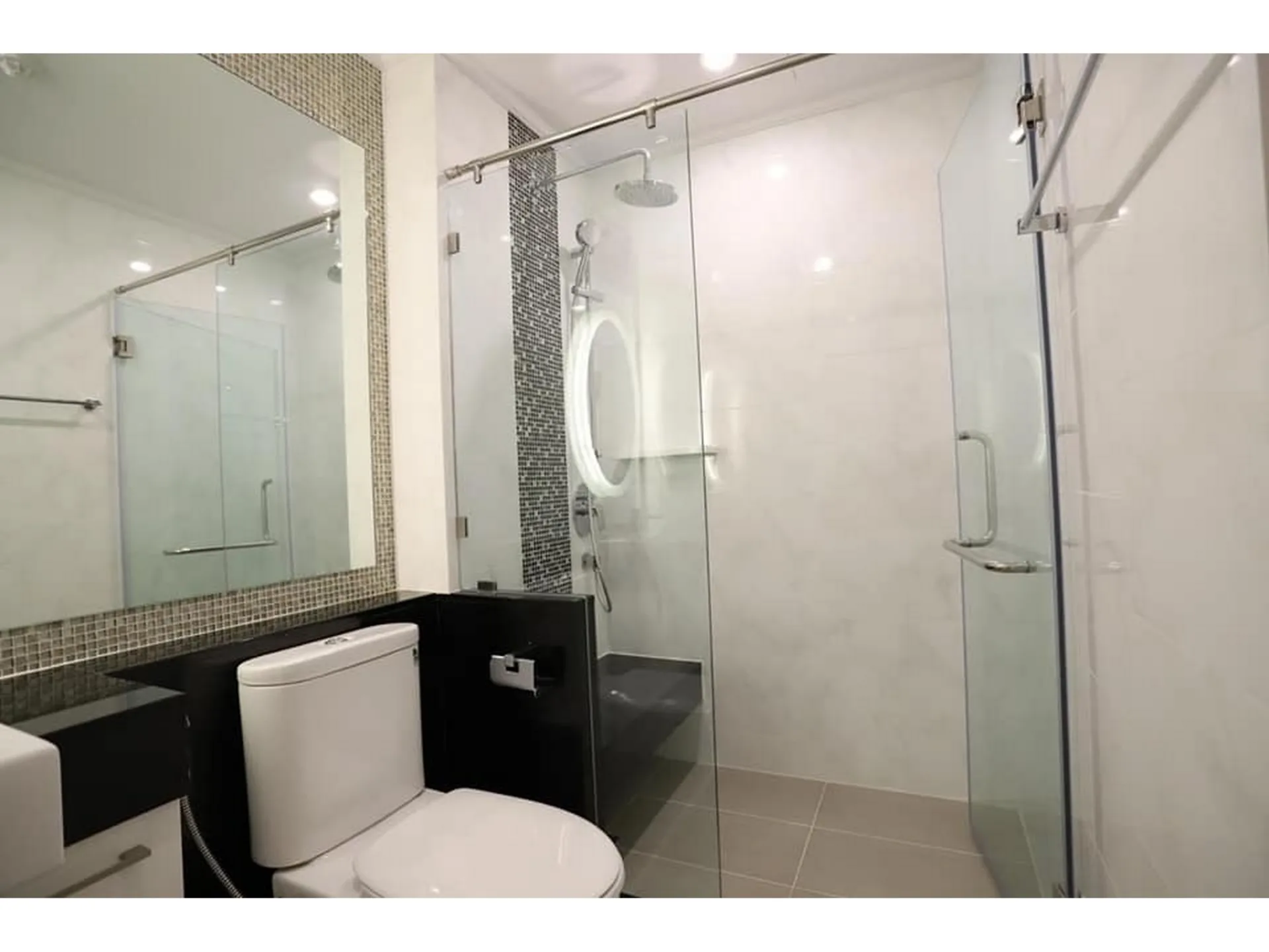 Property photos for Supalai Oriental Sukhumvit 39