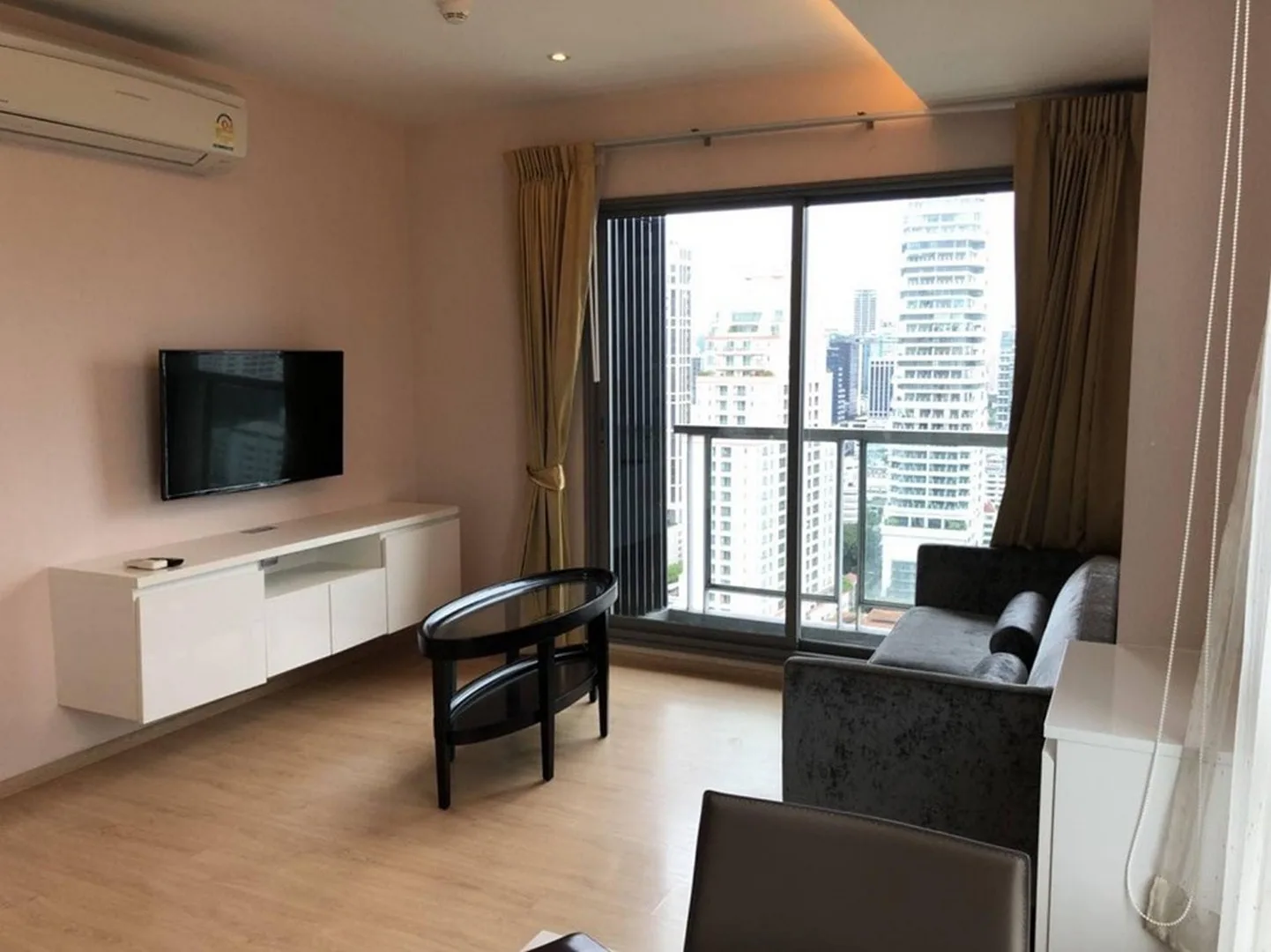 Property photos for Life Asoke