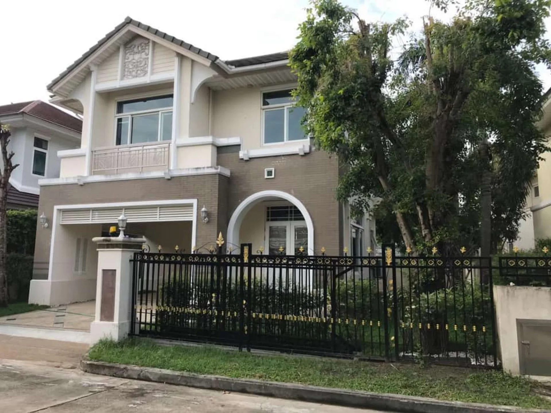 Property photos for Masterpiece Lat Phrao