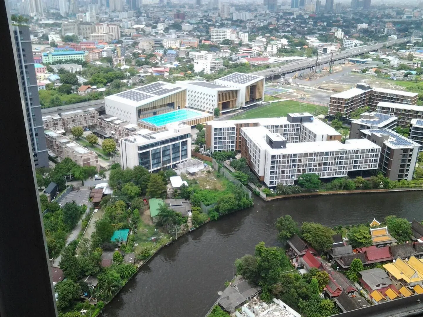 Property photos for The Base Sukhumvit 77