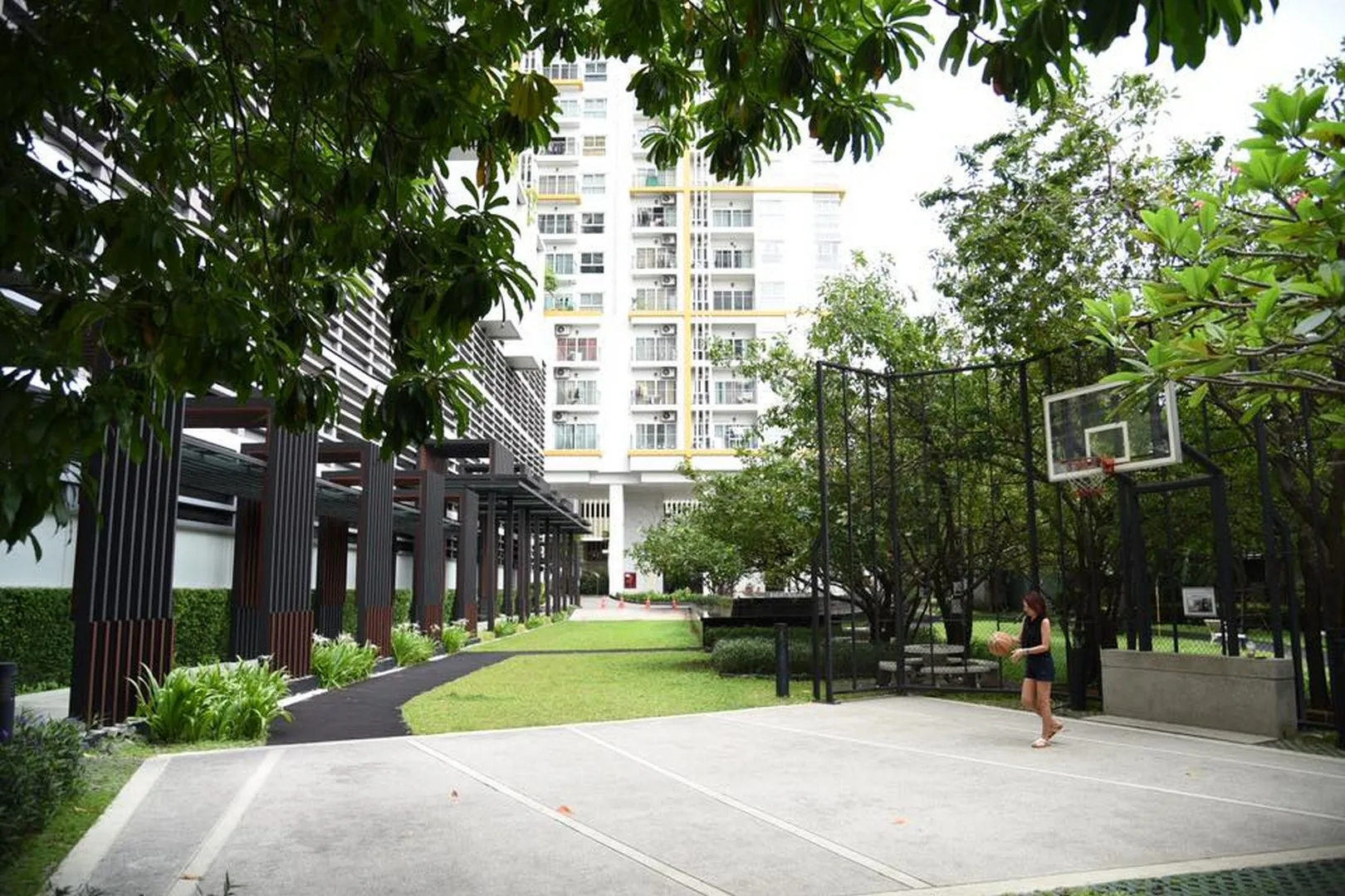 Property photos for The Parkland Taksin - Thapra