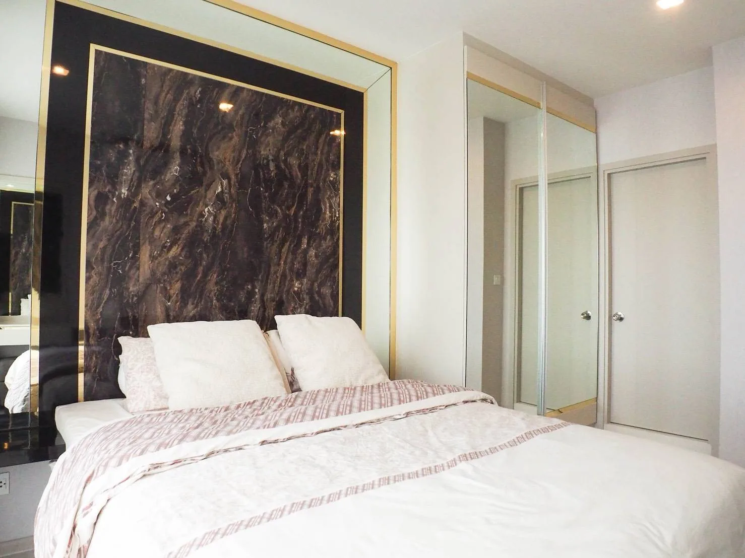 Property photos for Life Sukhumvit 48