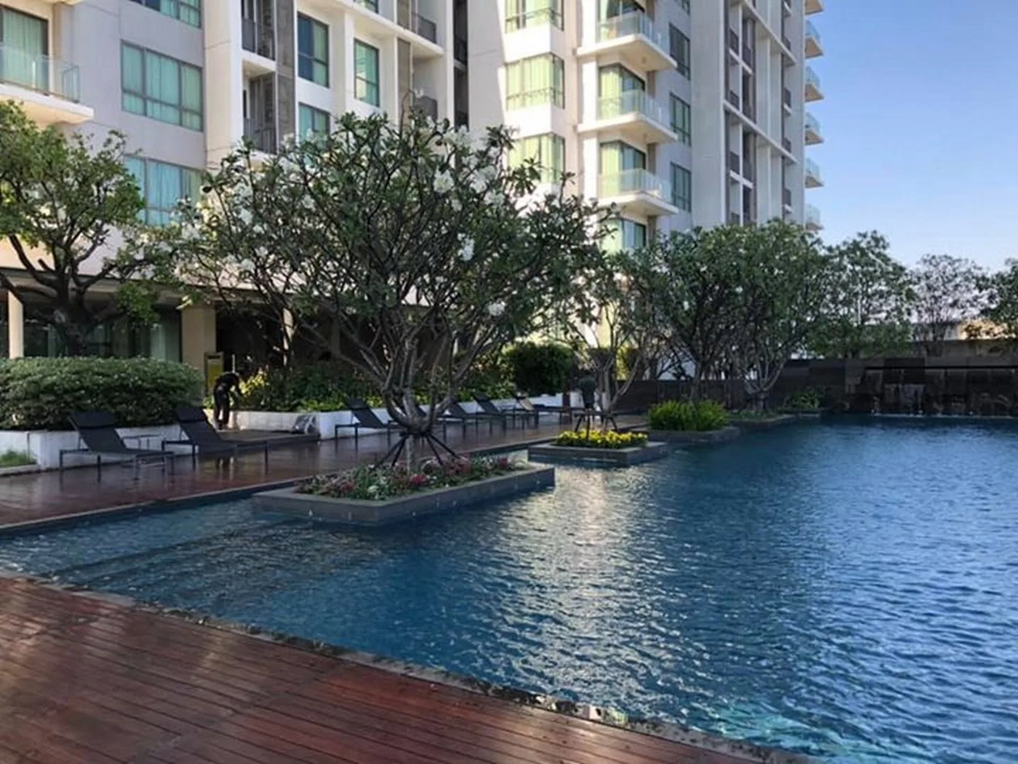 Property photos for The Room Sukhumvit 62