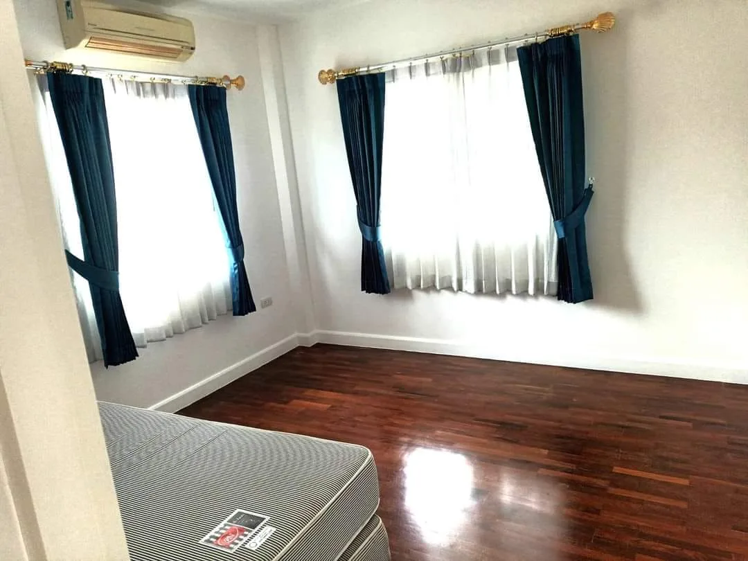 Property photos for Bangkok Boulevard Rama 5