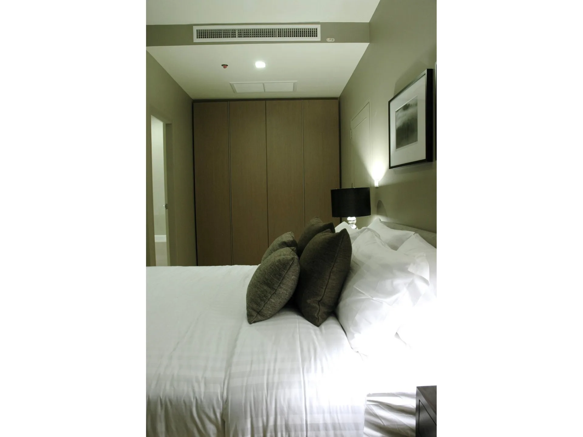 Property photos for Noble Reveal