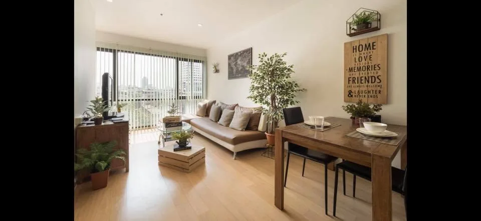 Property photos for Noble Reflex