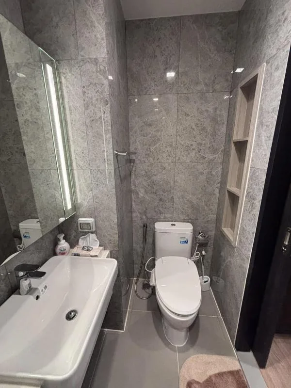 Property photos for Noble Around Ari