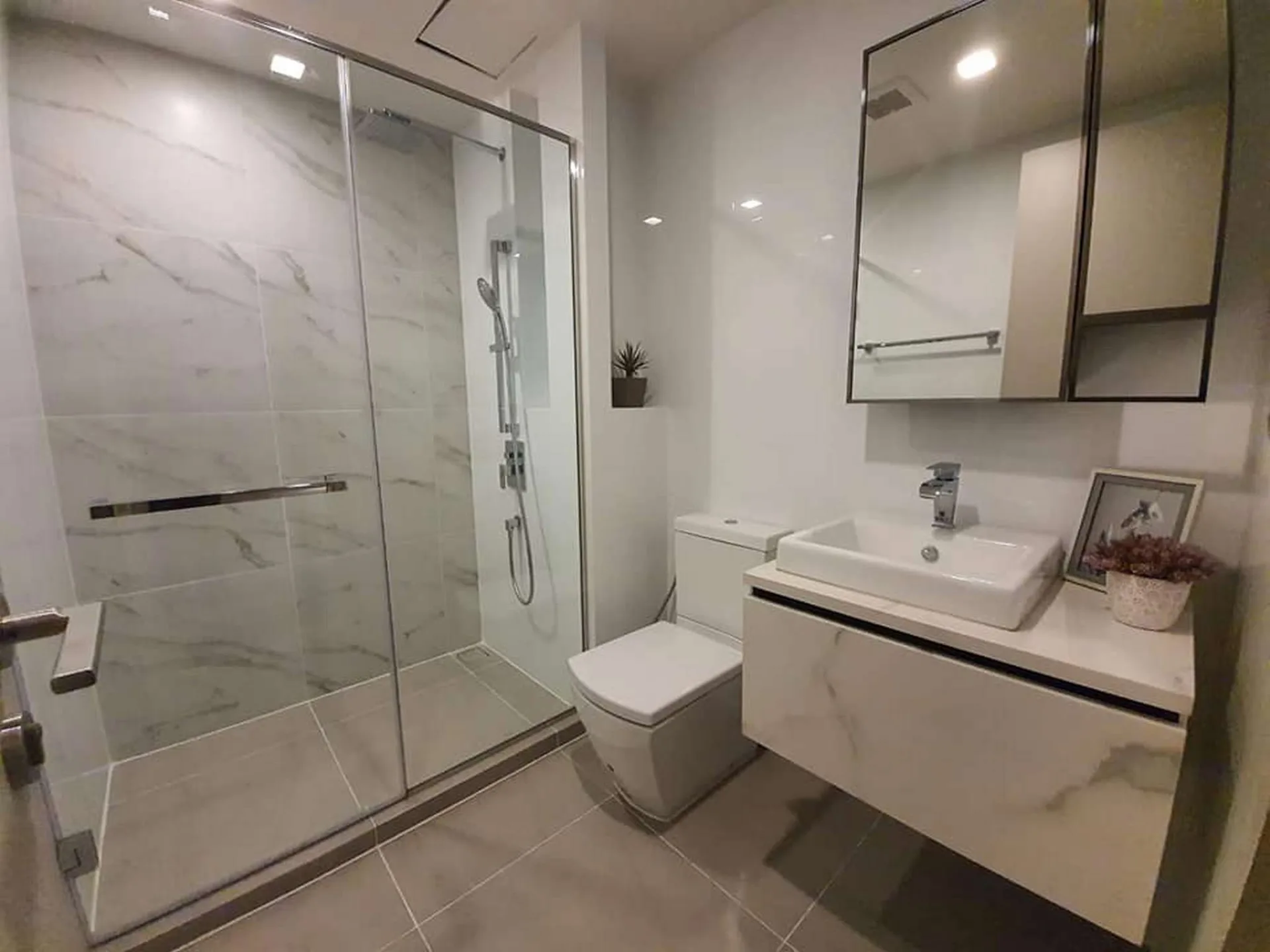 Property photos for The Line sukhumvit 101