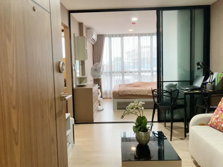 Property photos for The Cube Urban Sthorn - Chan
