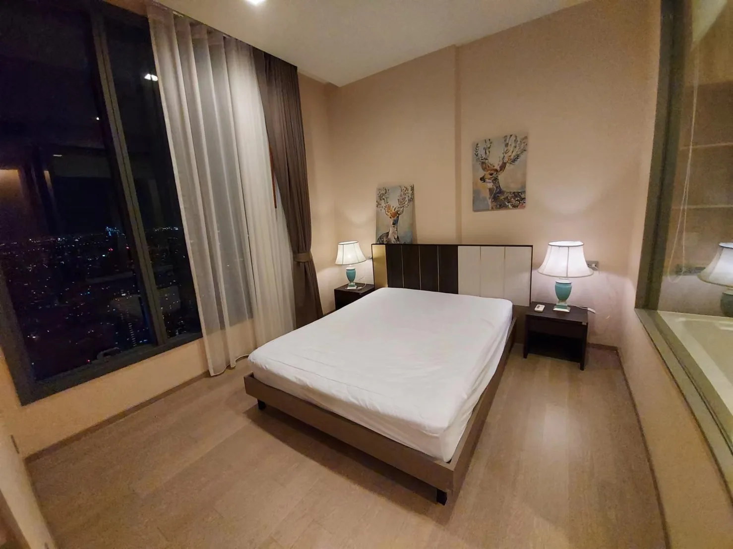 Property photos for The Esse Asoke