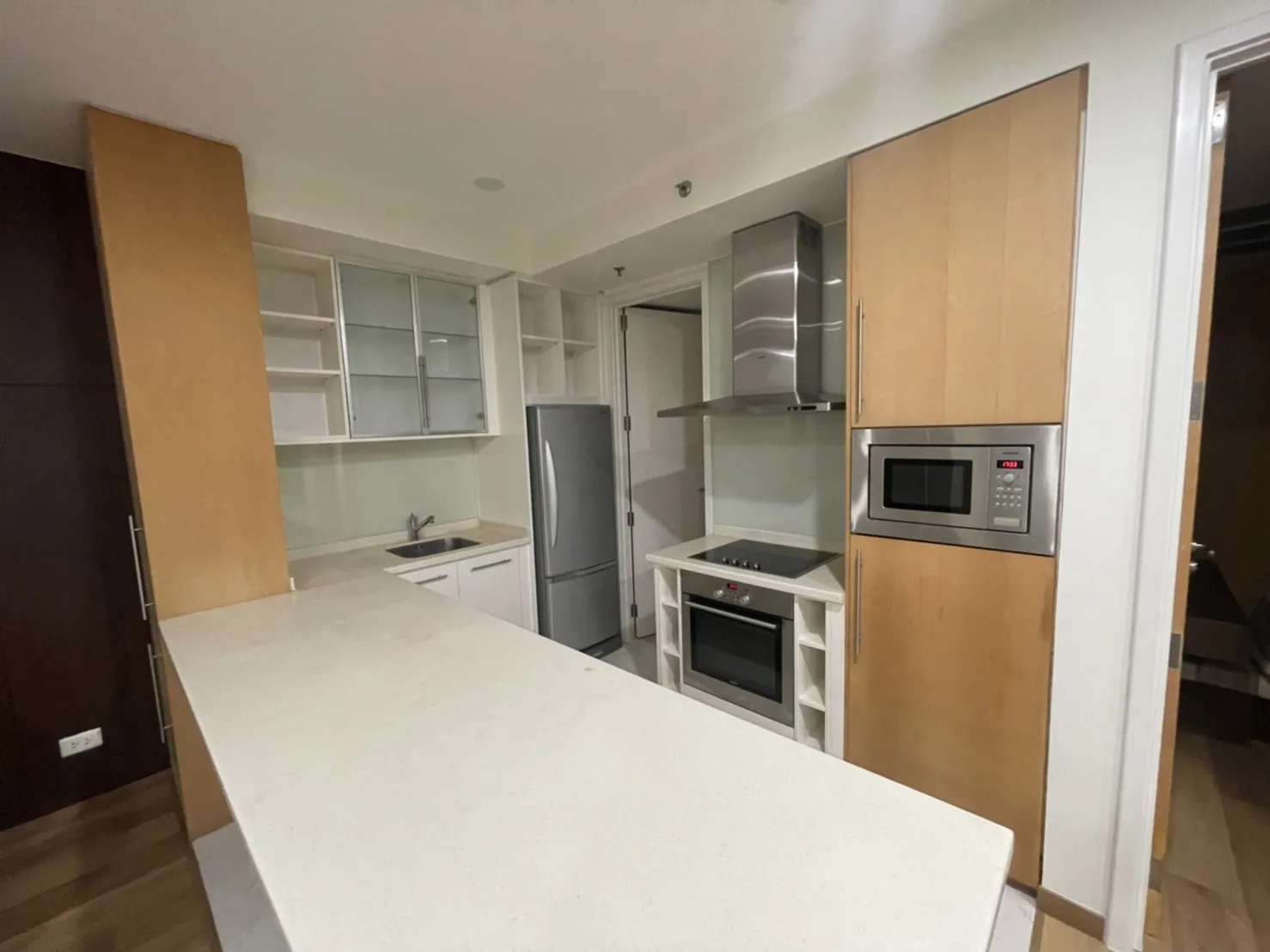 Property photos for The Legend Saladaeng