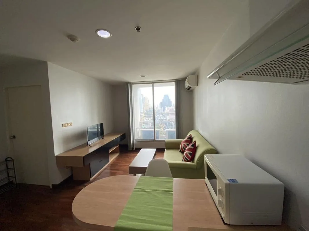 Property photos for Baan Pathumwan