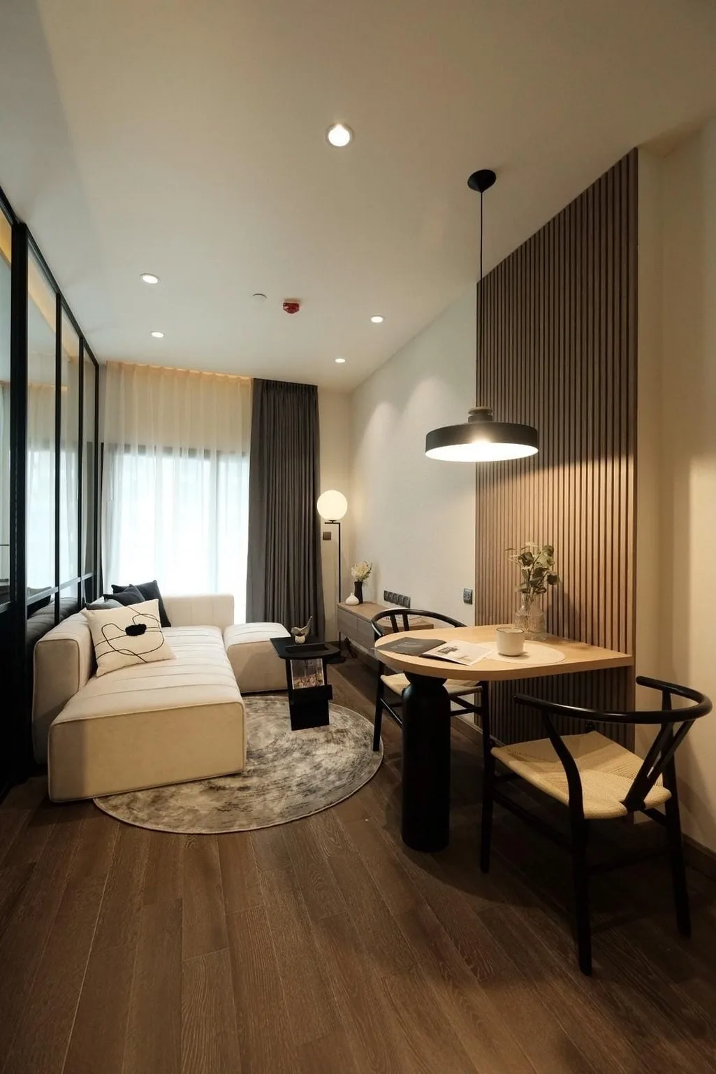 Property photos for MUNIQ Sukhumvit 23