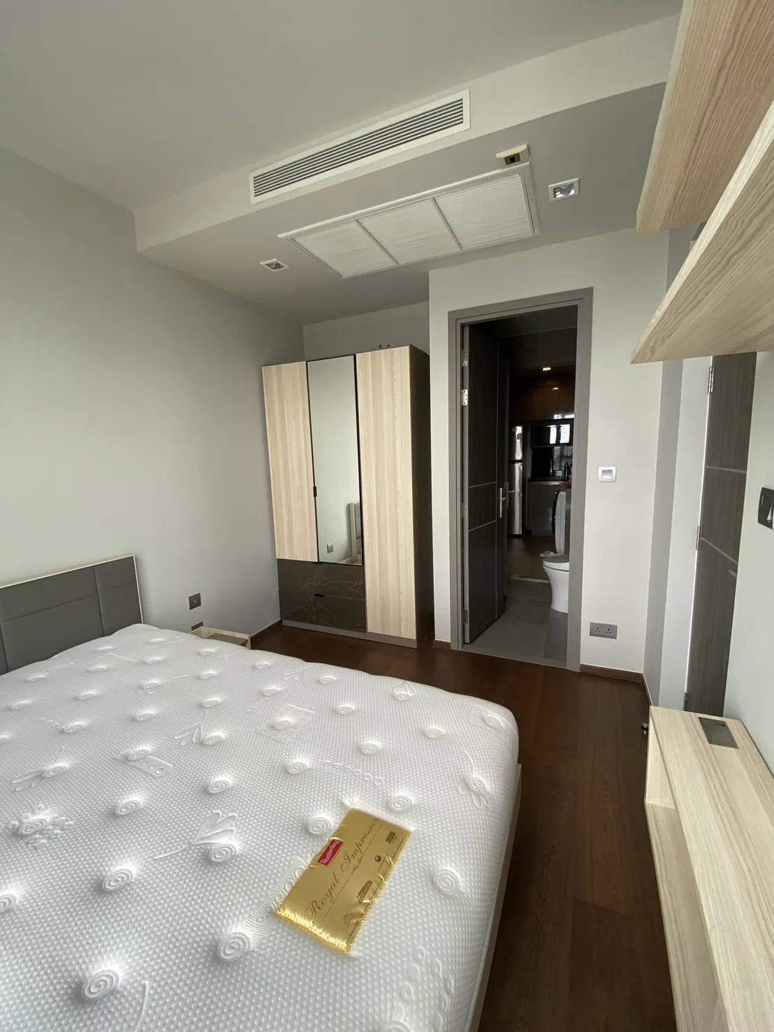Property photos for Ideo Q Victory