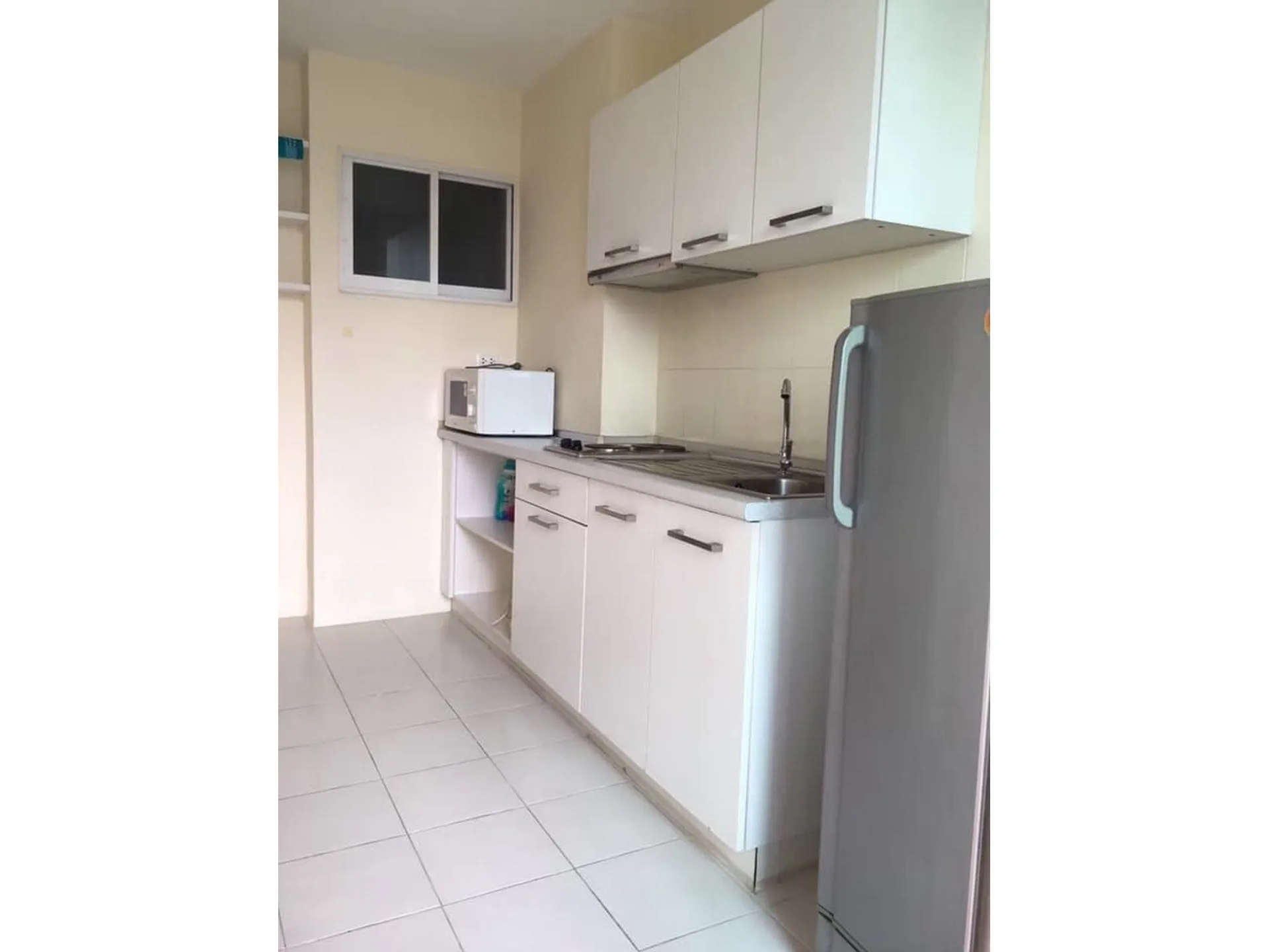 Property photos for Life @ Phahon - Ari