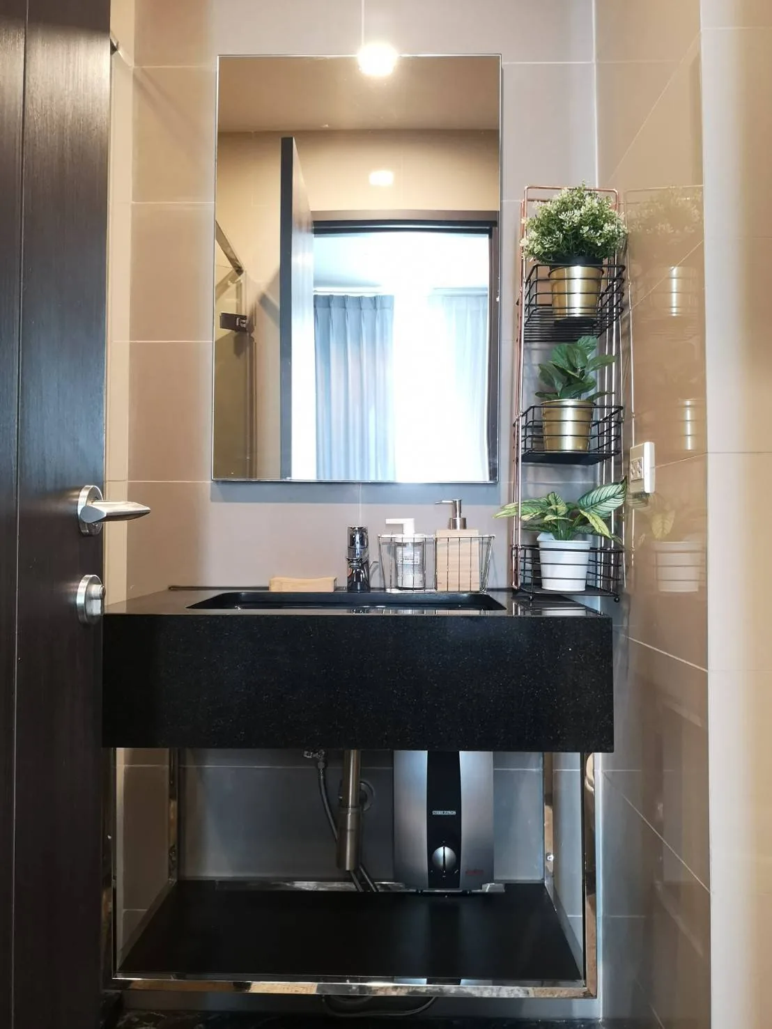 Property photos for Edge Sukhumvit 23