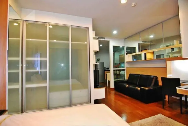 Property photos for The Address Chidlom