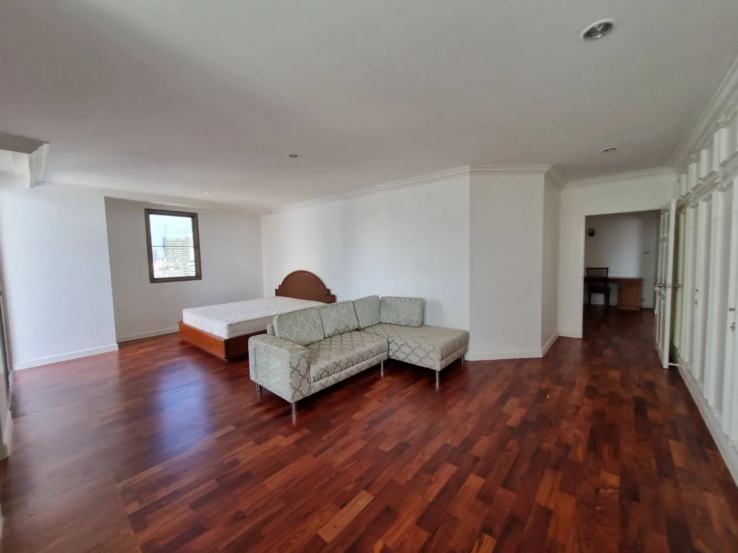 Property photos for Govind Tower
