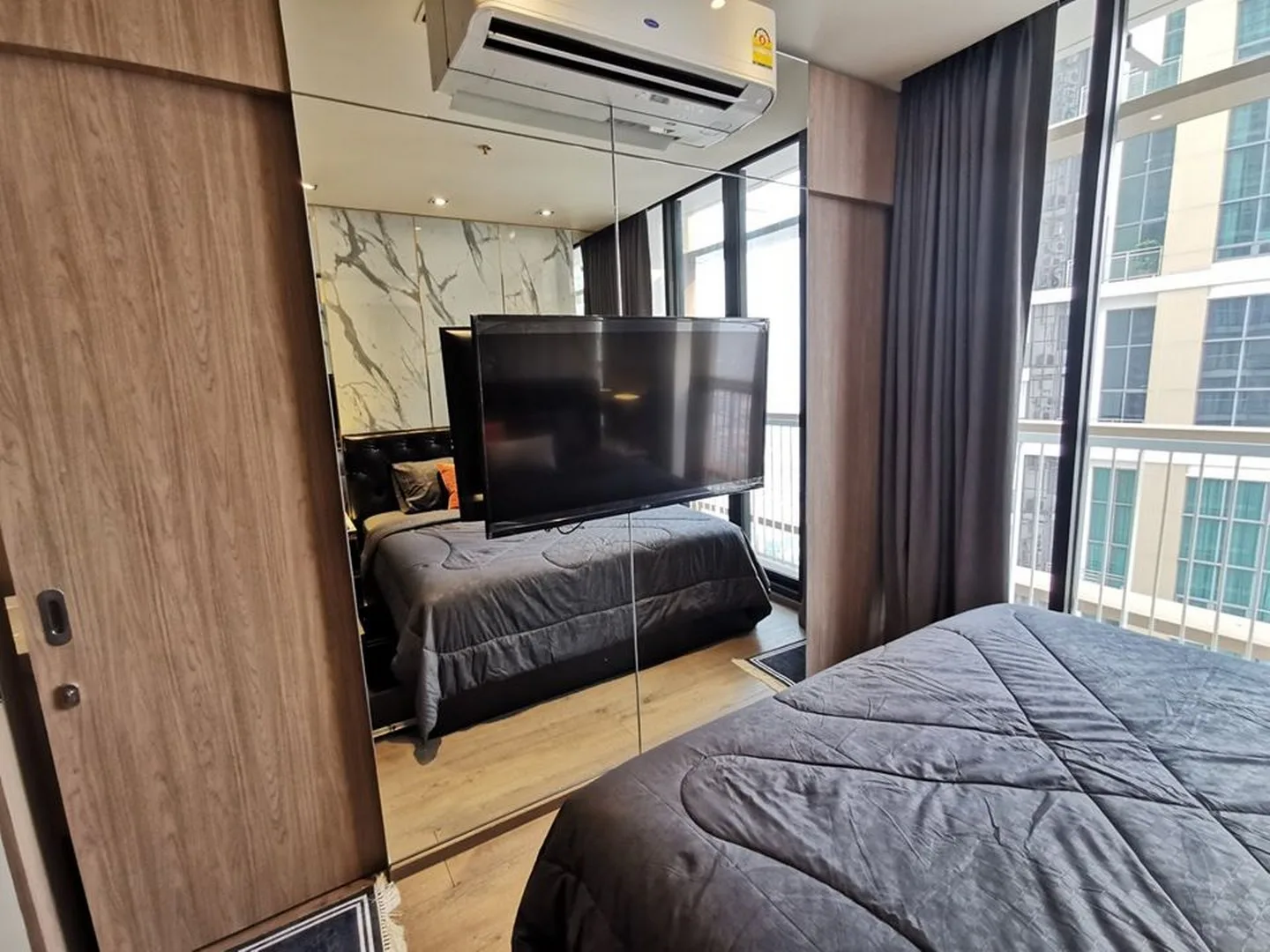 Property photos for Park Origin Phromphong
