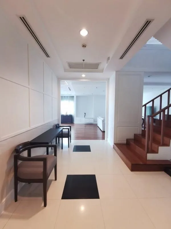 Property photos for Royal Residence Park