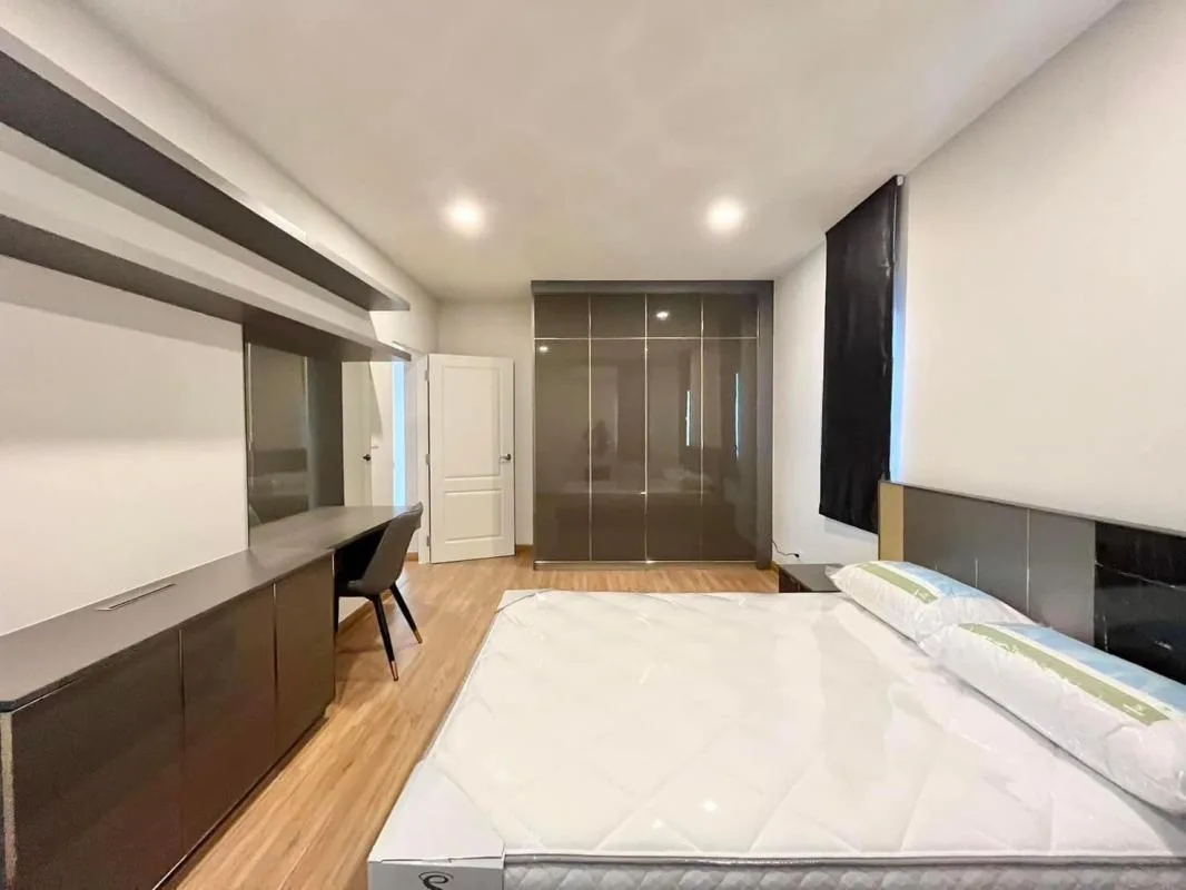 Property photos for Centro Phahol-viphawadee