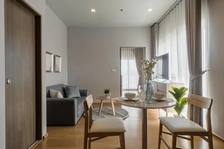 Property photos for Noble Revent