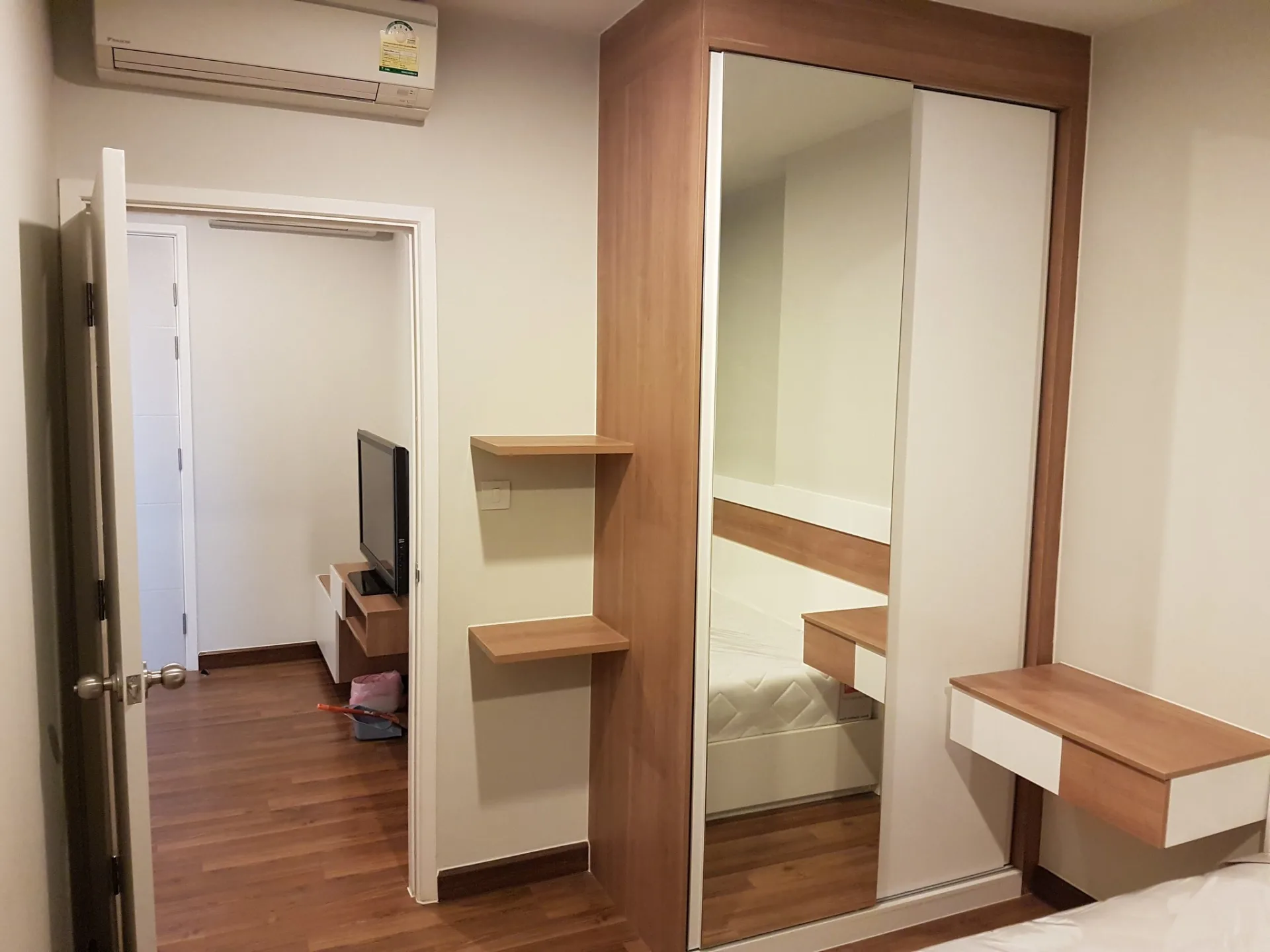 Property photos for Centric Tiwanon Station