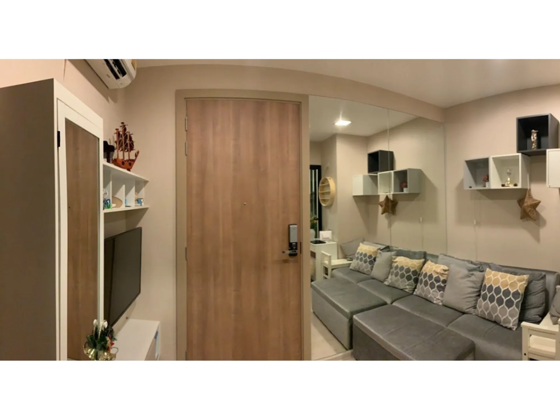 Property photos for Condolette Midst Rama 9