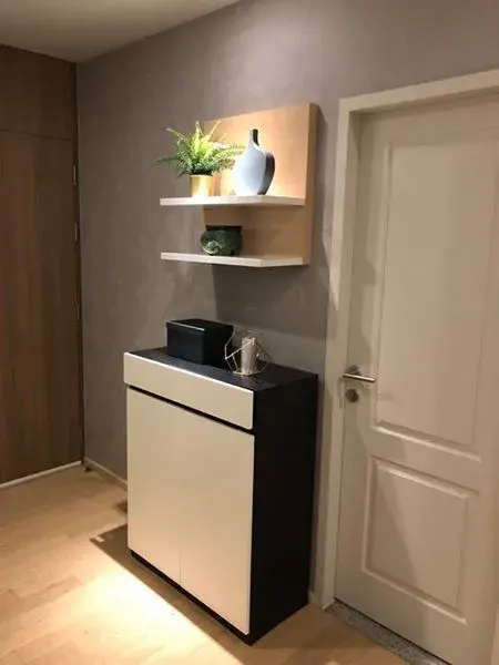 Property photos for Noble Refine