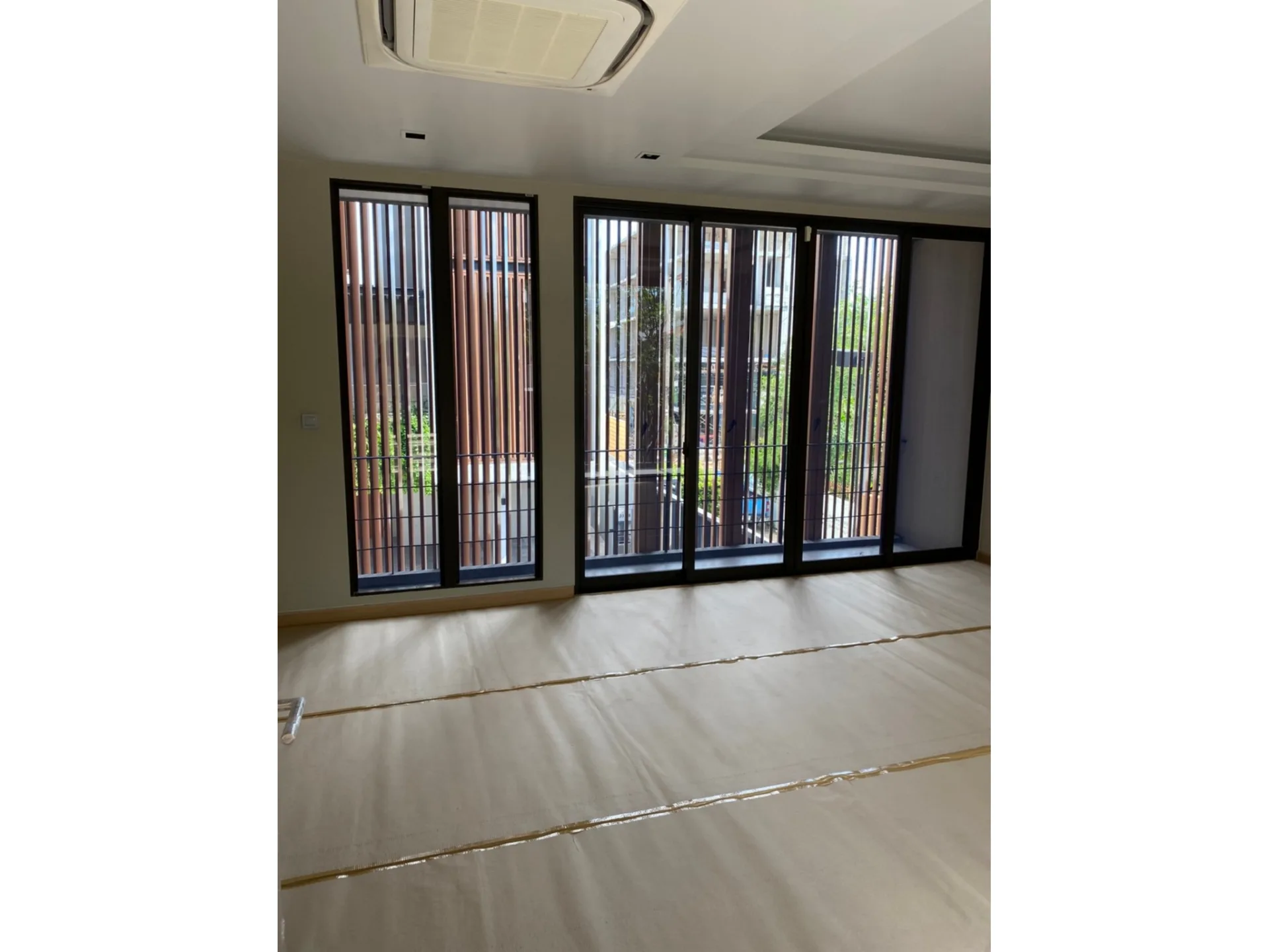 Property photos for Arna Ekamai