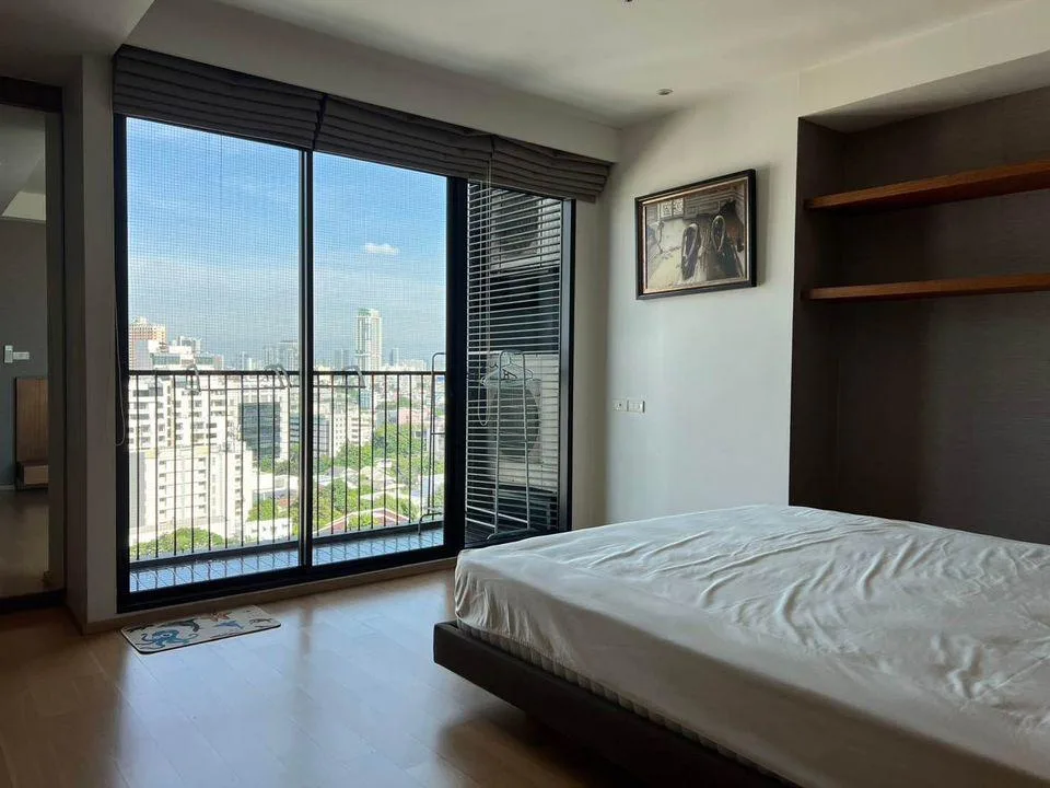 Property photos for Noble Reflex