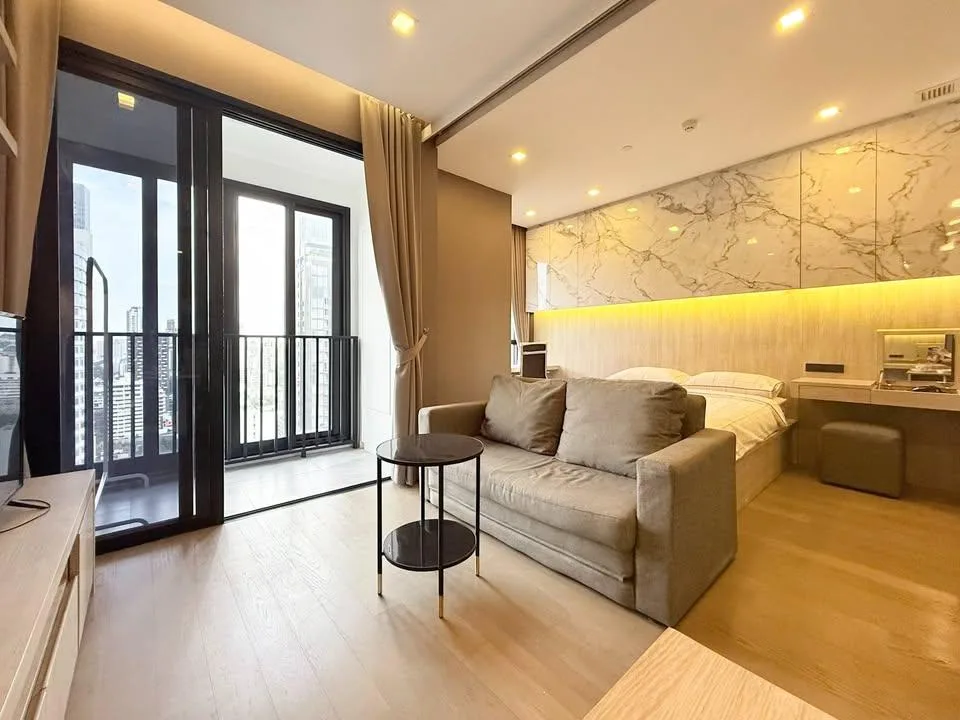 Property photos for Ashton Asoke