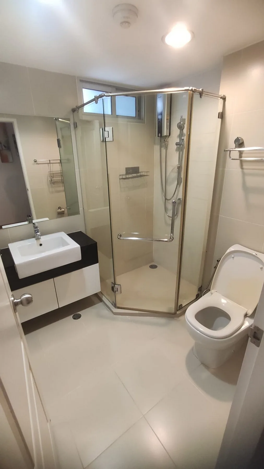Property photos for Belle Grand Rama 9