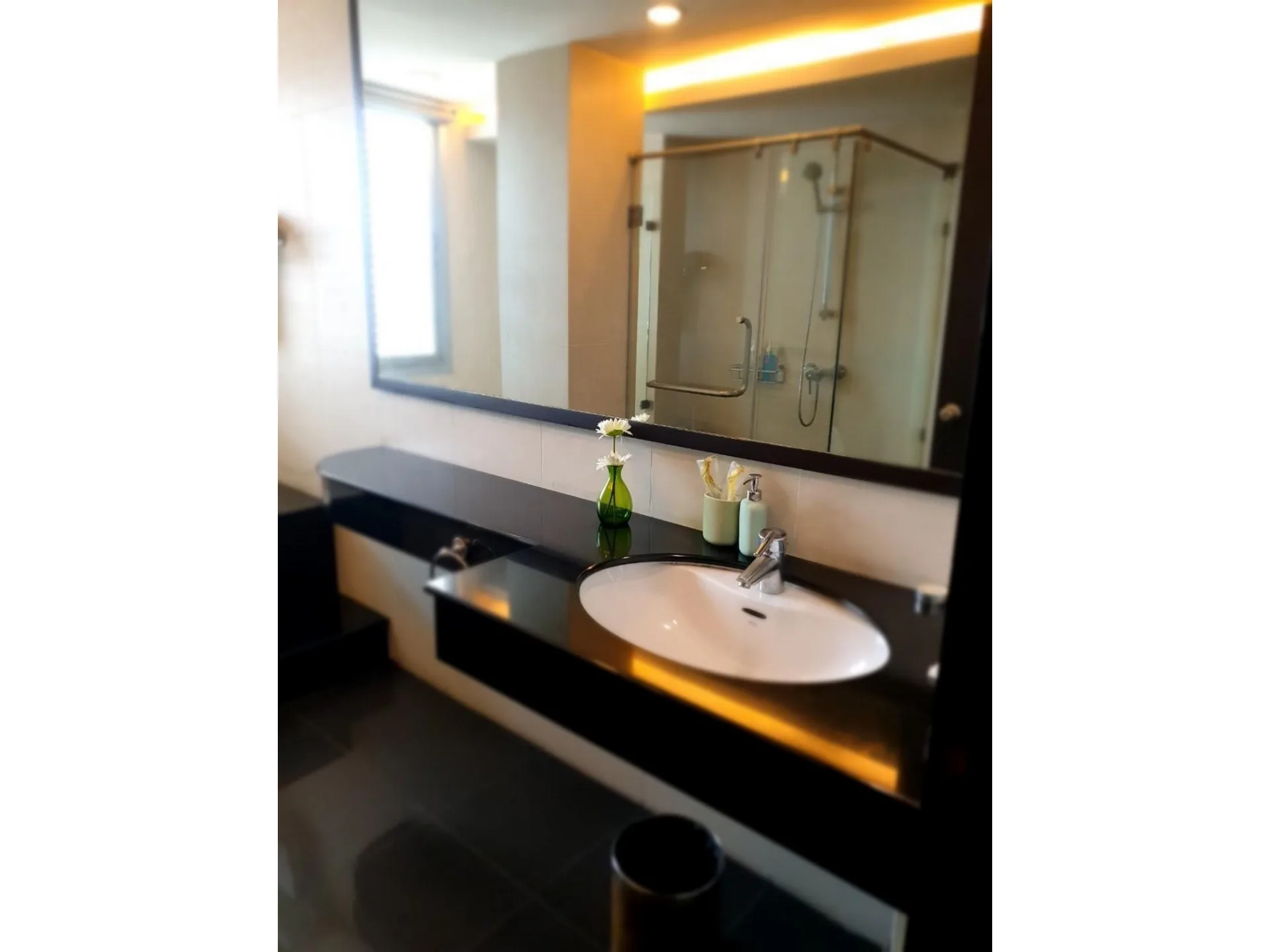 Property photos for Sathorn Gallery Residences