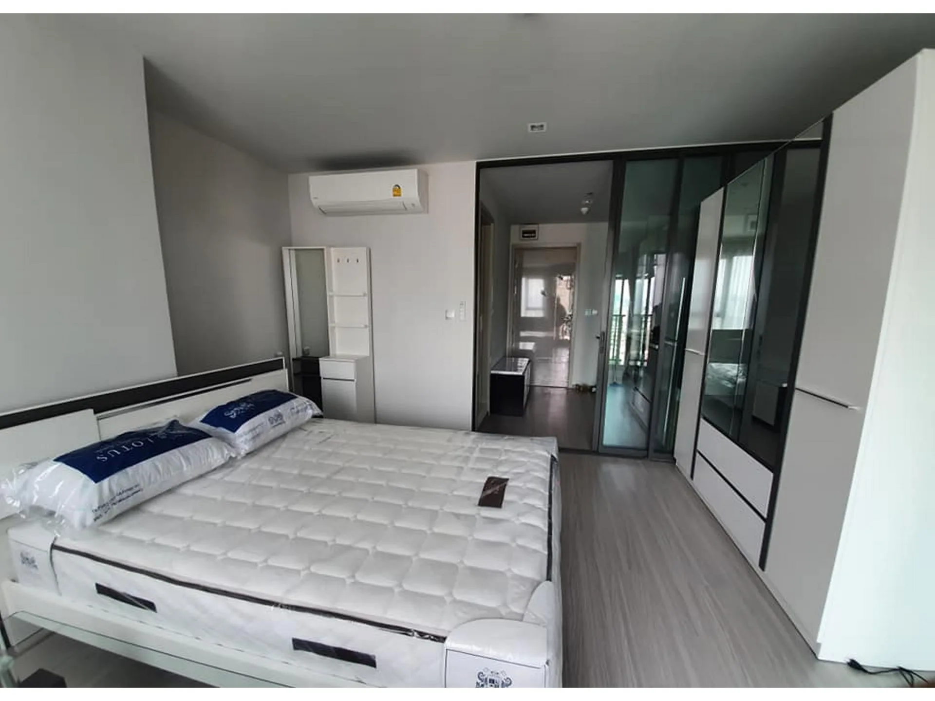 Property photos for Life Ladprao