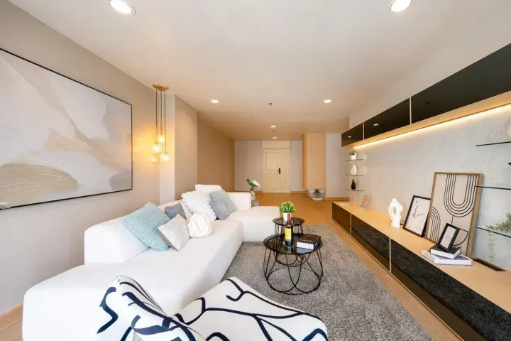 Property photos for The Waterford Diamond
