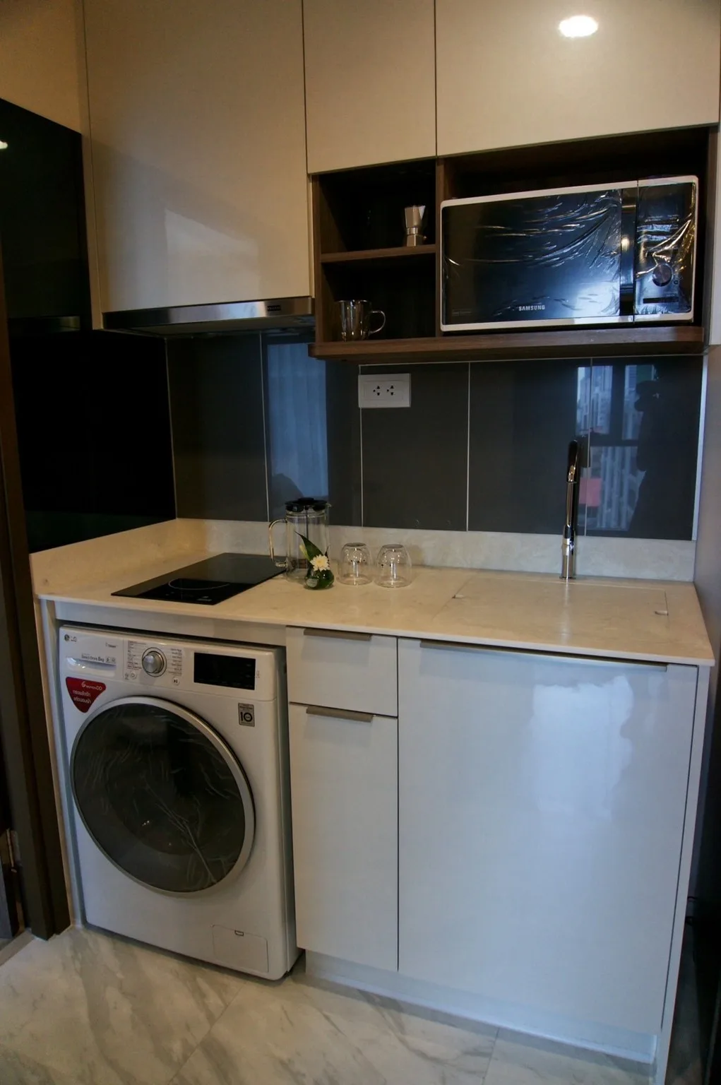 Property photos for Ideo Mobi Asoke