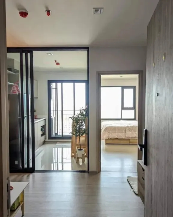 Property photos for Life Sathorn Sierra