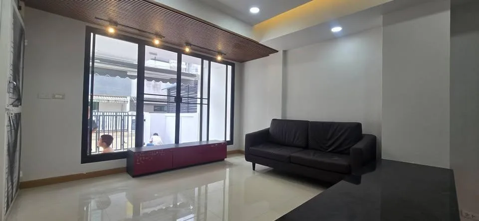 Property photos for Sarin Wiz Sukhumvit 107