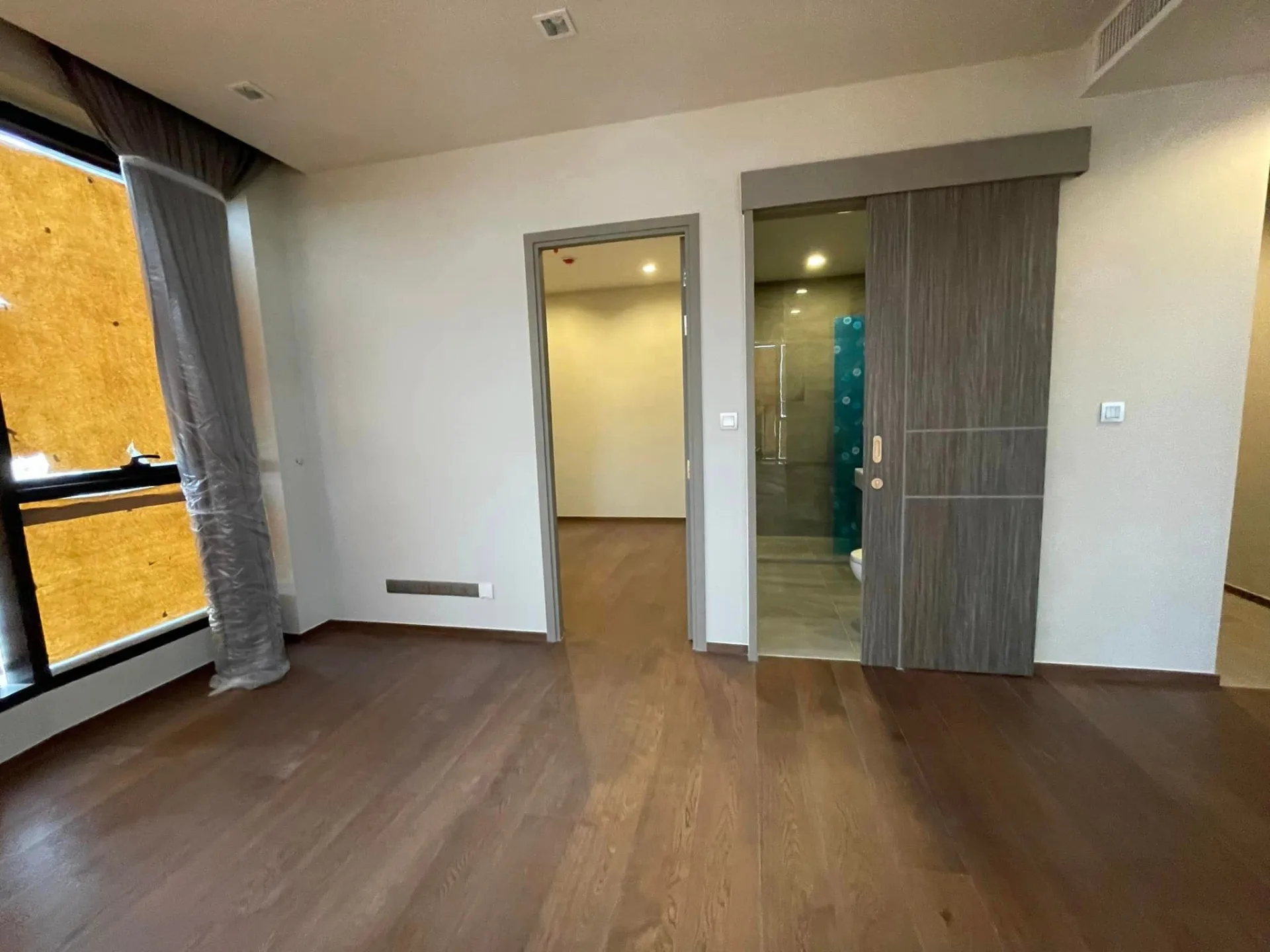 Property photos for Ideo Q Victory