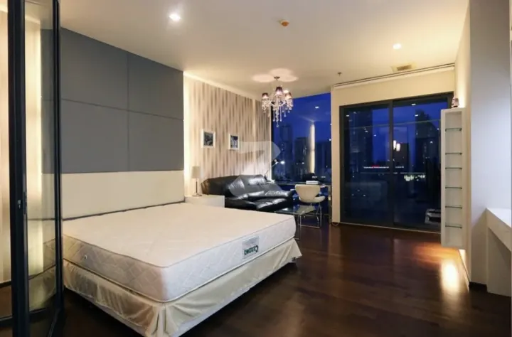 Property photos for Noble Remix2