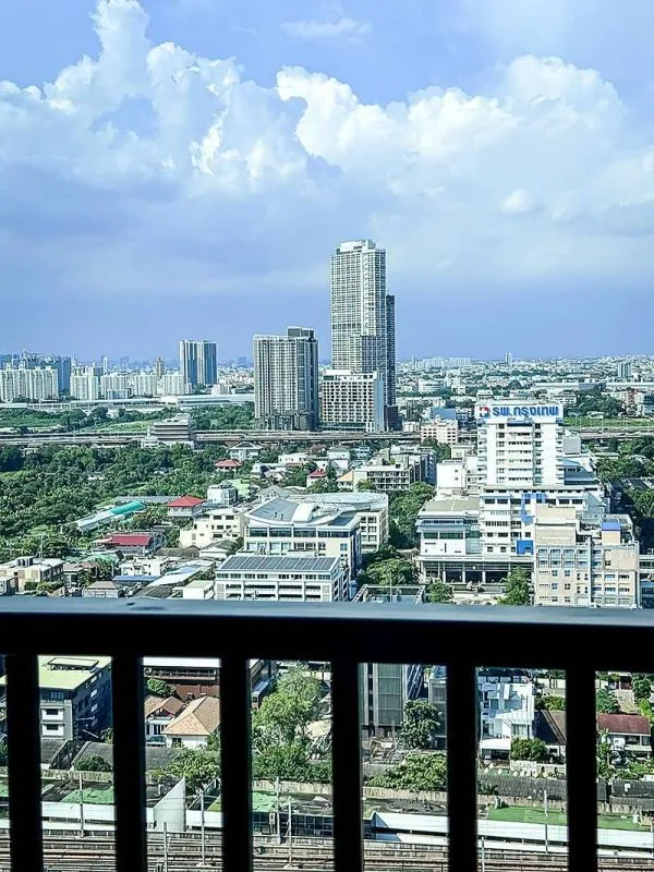 Property photos for The Base Phetchaburi-thonglor