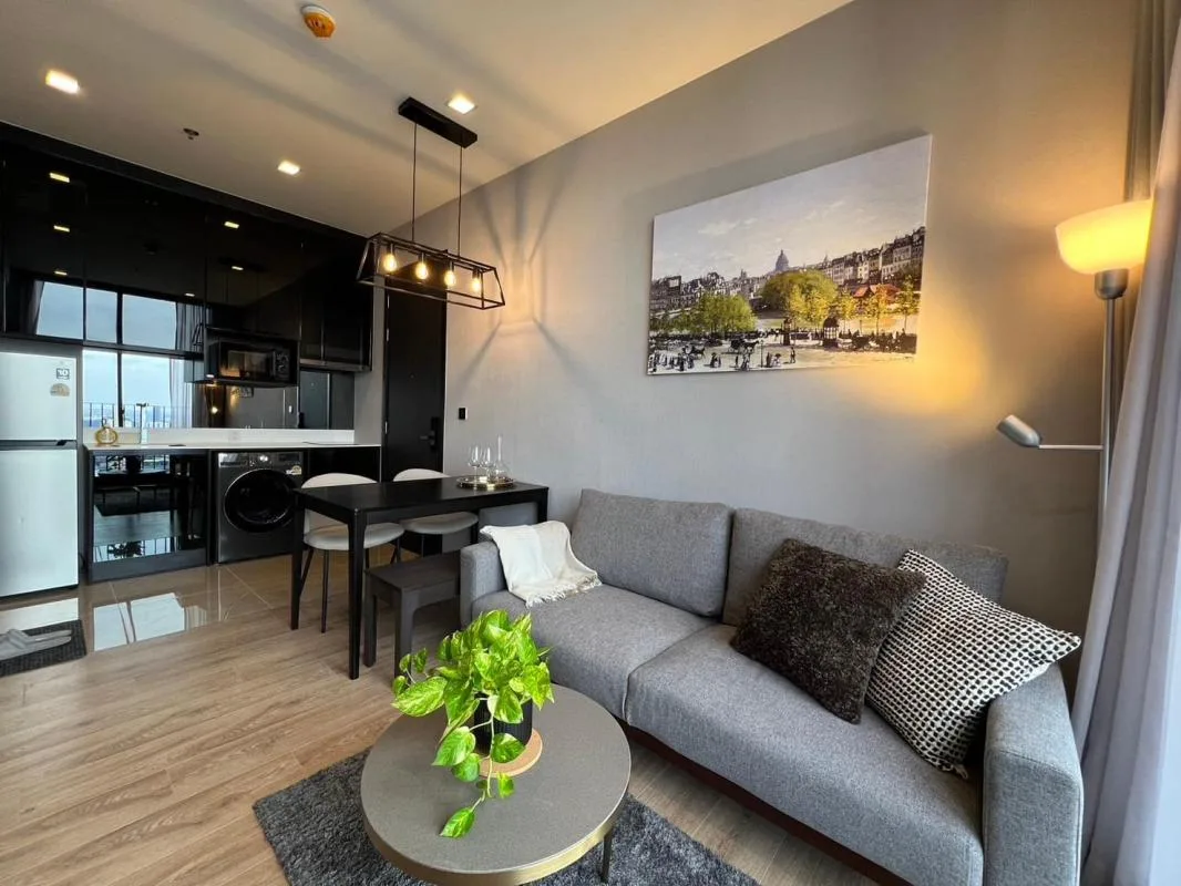 Property photos for Noble Around Ari