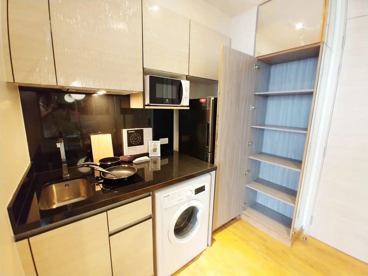 Property photos for Park Origin Phromphong