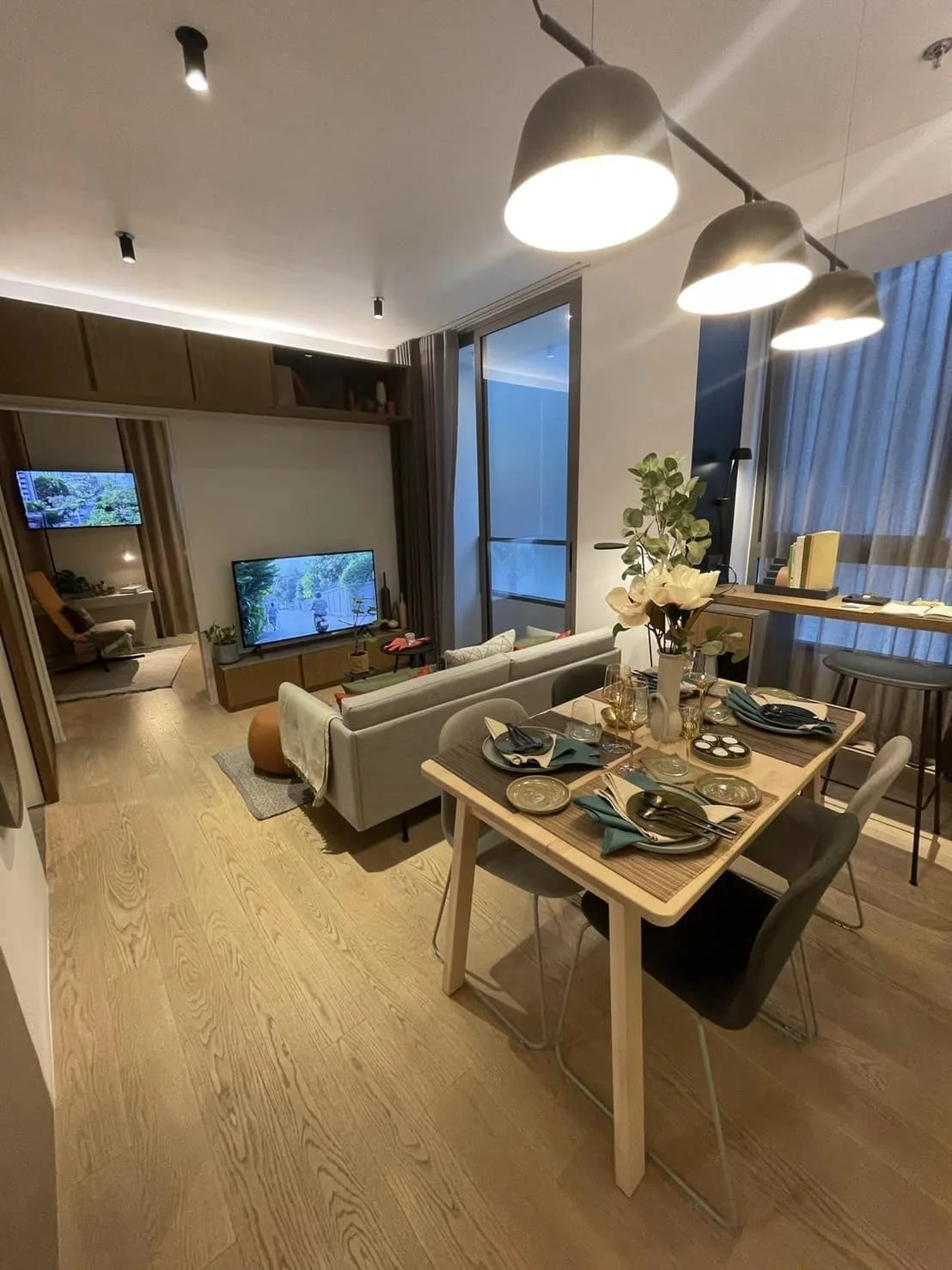 Property photos for Holme Ekkamai 22