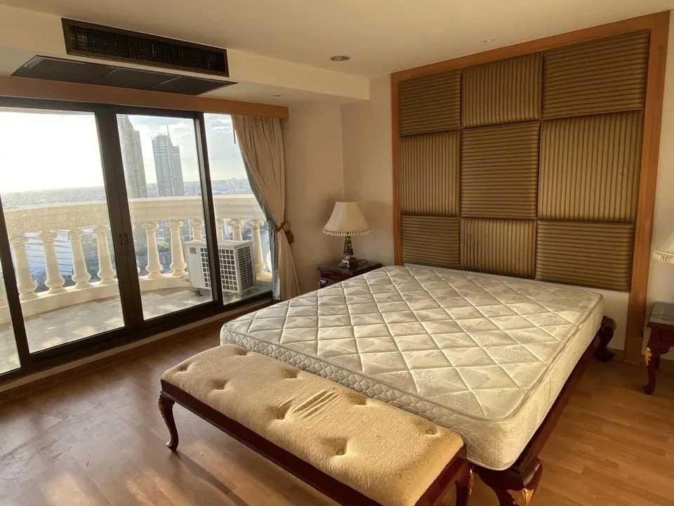 Property photos for State Tower