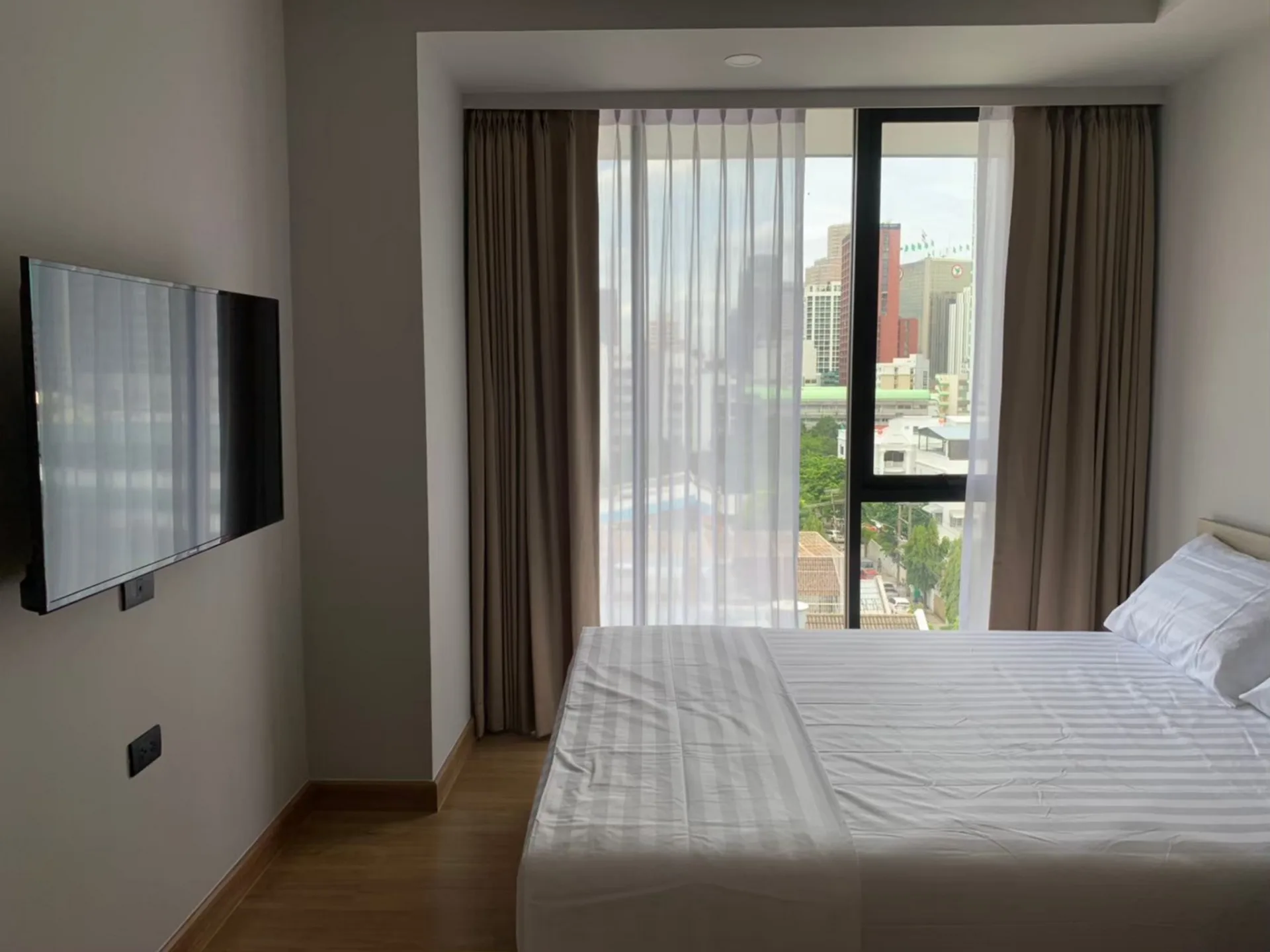 Property photos for FYNN Aree