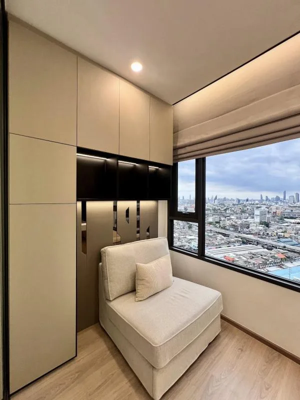 Property photos for Life Rama 4 - Asoke