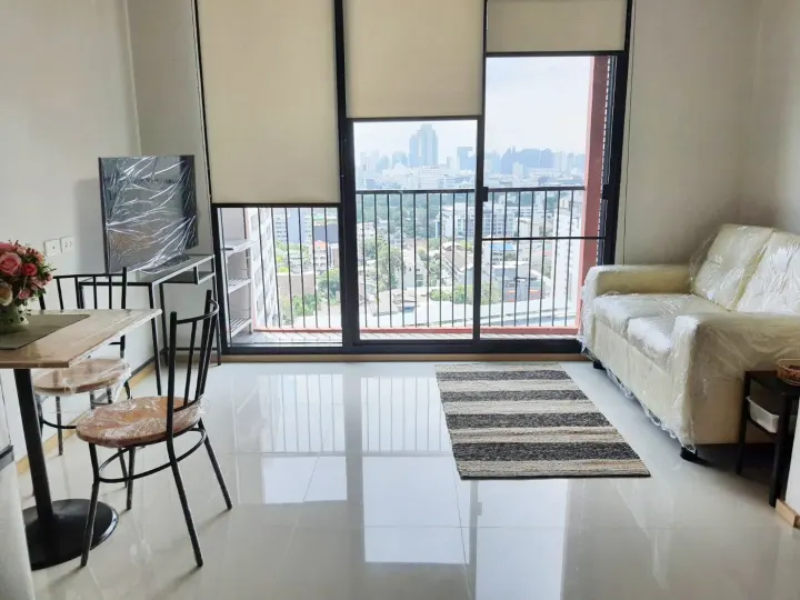 Property photos for Noble ReD